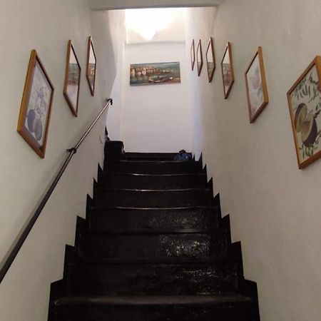 Ideale Per Escursionisti, A Pochi Minuti Dal Mare E Dalle Falesie- Casa Celeste Cisano sul Neva Luaran gambar