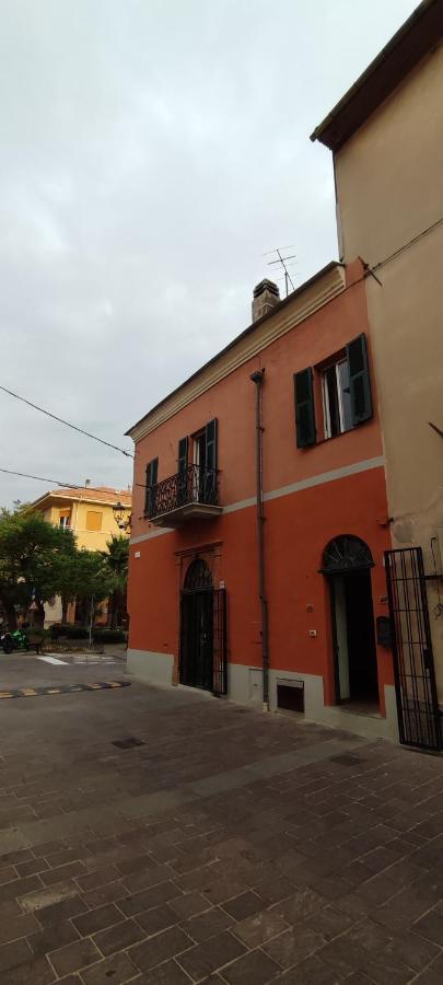Ideale Per Escursionisti, A Pochi Minuti Dal Mare E Dalle Falesie- Casa Celeste Cisano sul Neva Luaran gambar